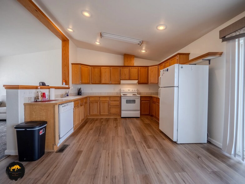 More Photos Of , Douglas Multifamily For Sale
