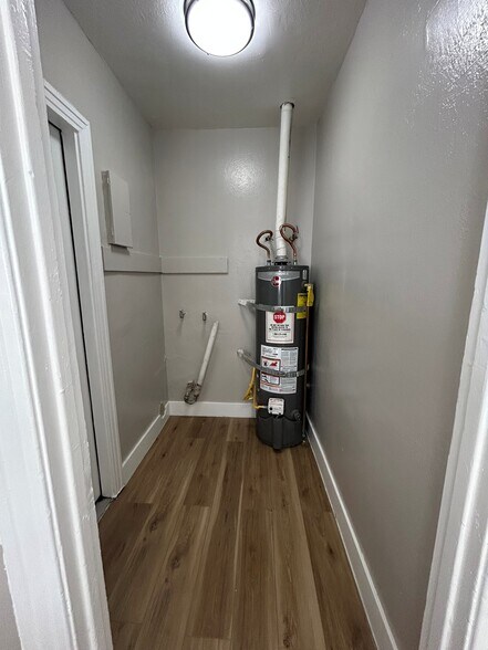 More Photos Of 1041-1045 Gulf Ave, Wilmington Apartments For Sale