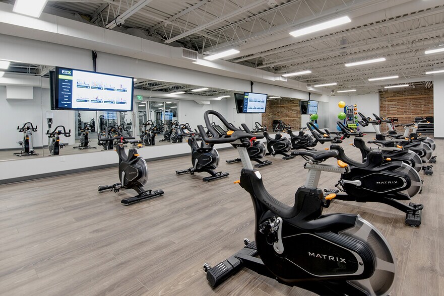 More Photos Of 500 E Timpanogos Pky, Orem Office For Sale