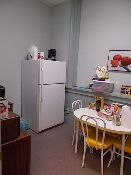 More Photos Of 504 Wilborn Ave, South Boston Office For Sale