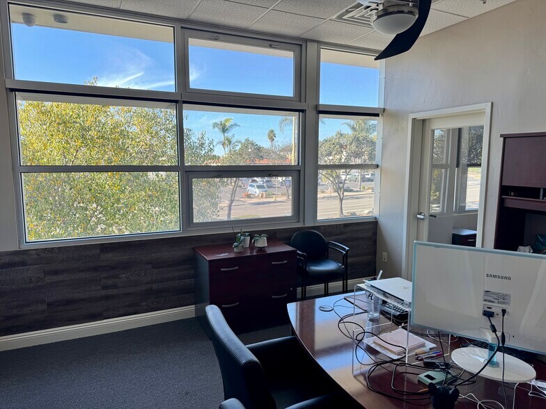 More Photos Of 1900 S Victoria Ave, Ventura Medical For Lease