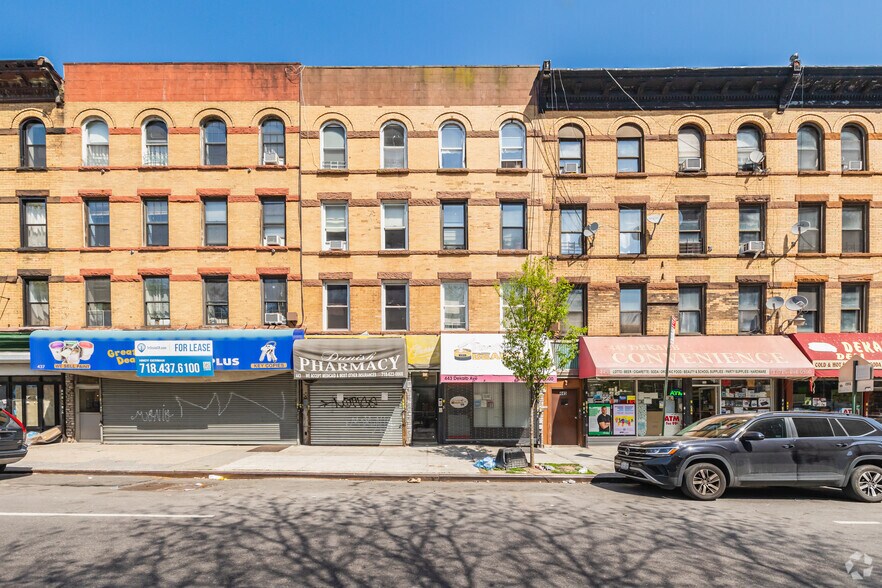 More Photos Of 443 De Kalb Avenue, Brooklyn Apartments For Lease
