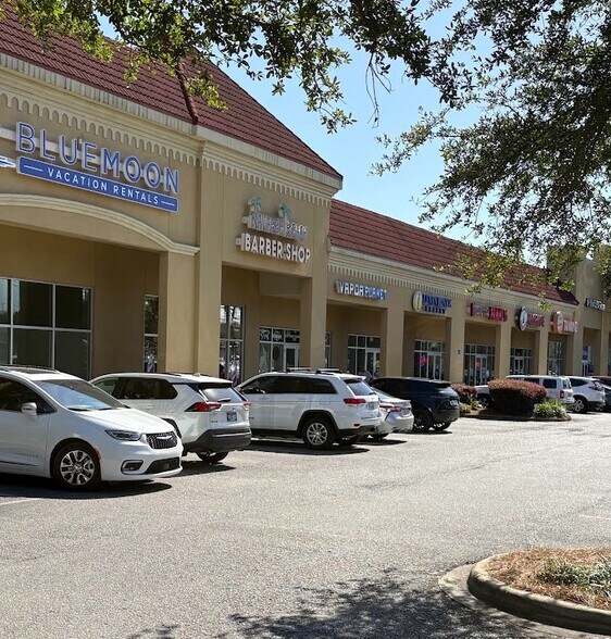 More Photos Of 8189-8259 Navarre Pky, Navarre Unknown For Lease