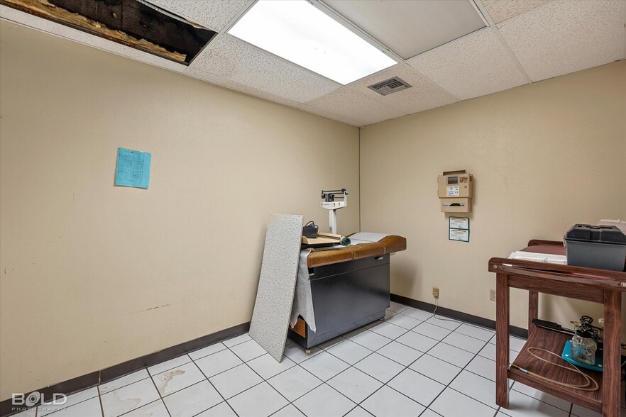 More Photos Of 4140 Hollywood Ave, Shreveport Healthcare For Sale