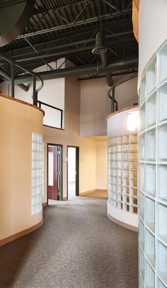 More Photos Of 171 Hillpointe Dr, Canonsburg Office For Lease