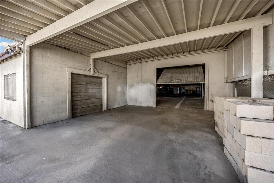 More Photos Of 1409 E St. Gertrude Pl, Santa Ana Warehouse For Sale