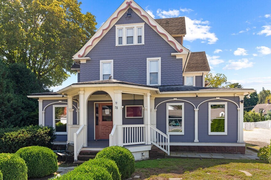 More Photos Of 78 Main St, Centerbrook Restaurant For Lease