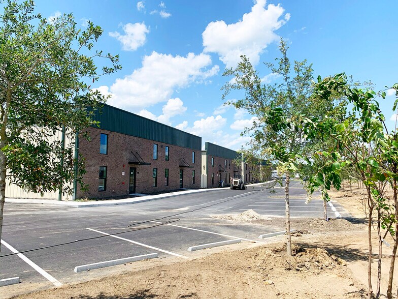 Primary Photo Of 7123 Cross County Rd, North Charleston Industrial For Lease