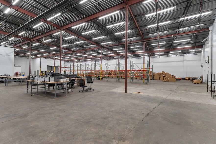 More Photos Of 1537-1545 Hansford St, Charleston Light Distribution For Lease