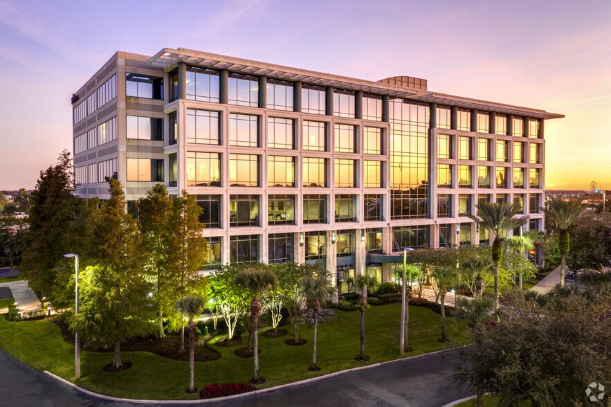 Primary Photo Of 4901 Vineland Rd, Orlando Office For Lease