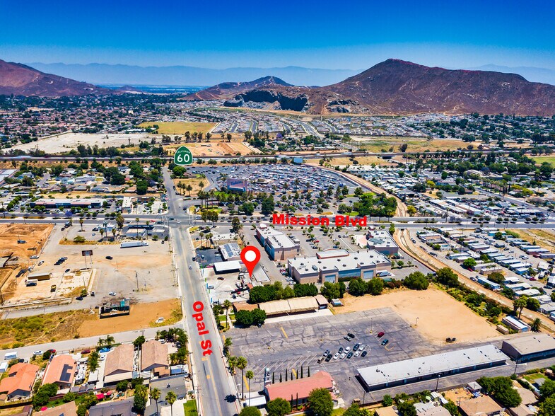 More Photos Of 3898 Opal St, Jurupa Valley Carwash For Sale