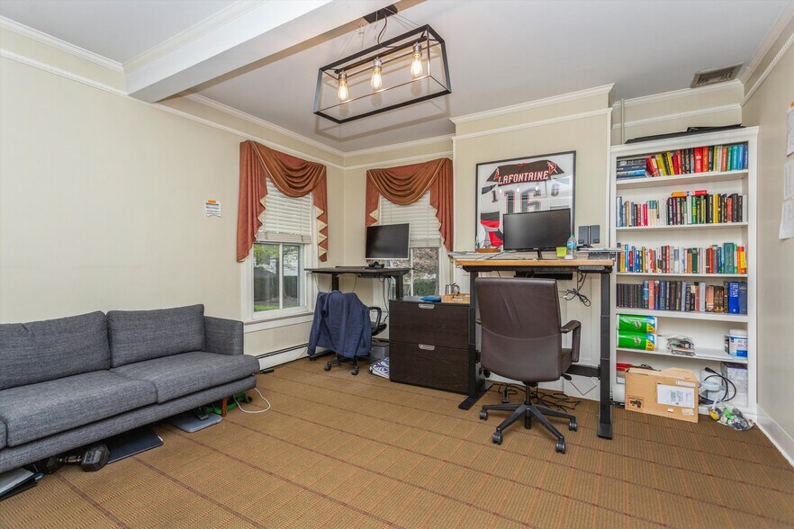 More Photos Of 37 Arch St, Greenwich Office For Sale