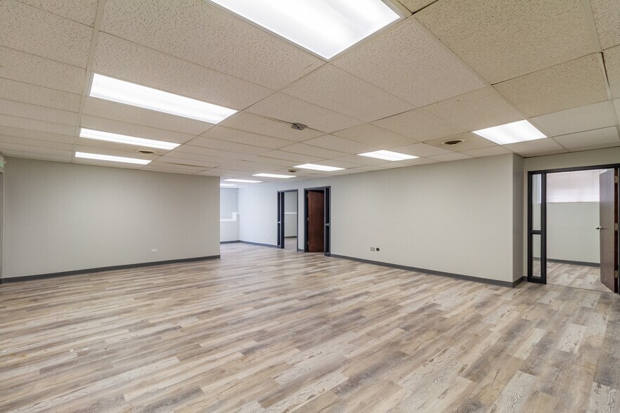 More Photos Of 1350 Independence St, Lakewood Office For Sale