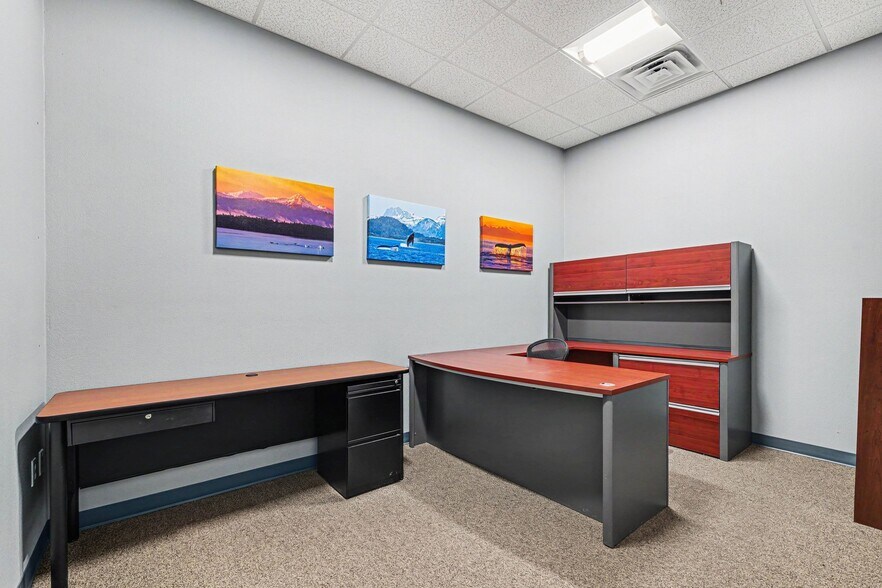 More Photos Of 2012 Aurora Rd, Melbourne Service For Lease