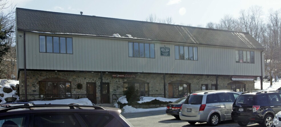 More Photos Of 13-17 Dove Ct, Croton On Hudson Office For Lease