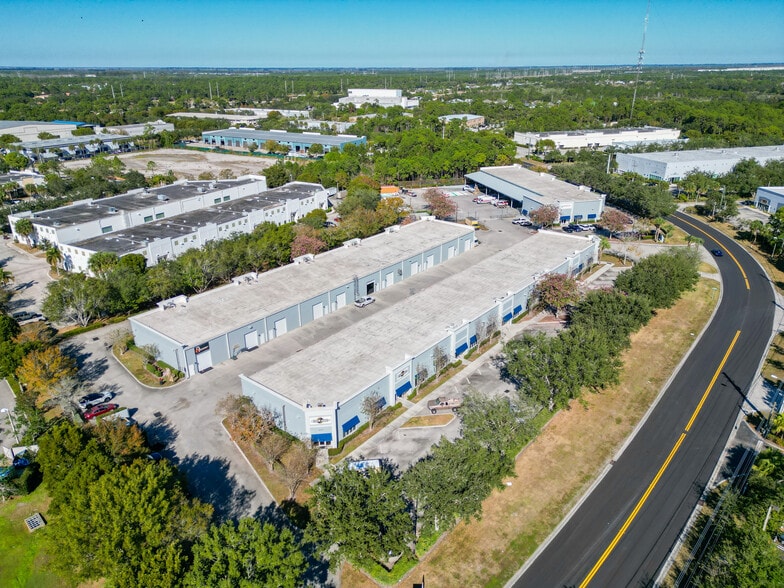 More Photos Of 660 NW Enterprise Dr, Port Saint Lucie Unknown For Lease