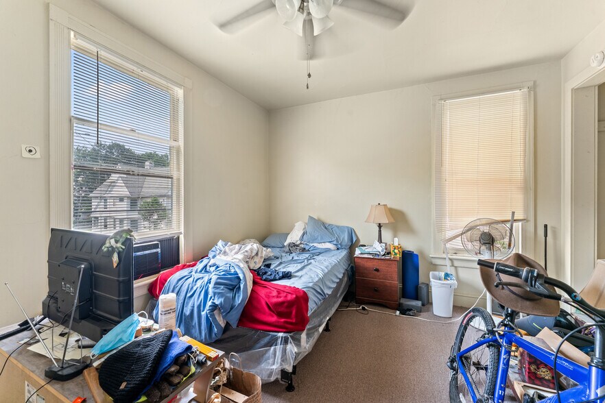 More Photos Of 158 Chapin St, Binghamton Apartments For Sale