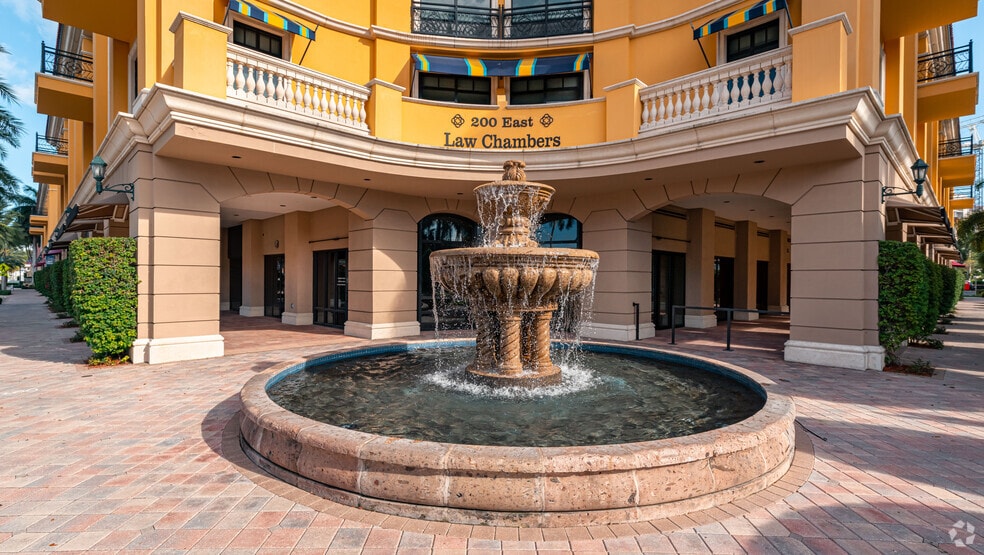 More Photos Of 200 E Palmetto Park Rd, Boca Raton Apartments For Lease