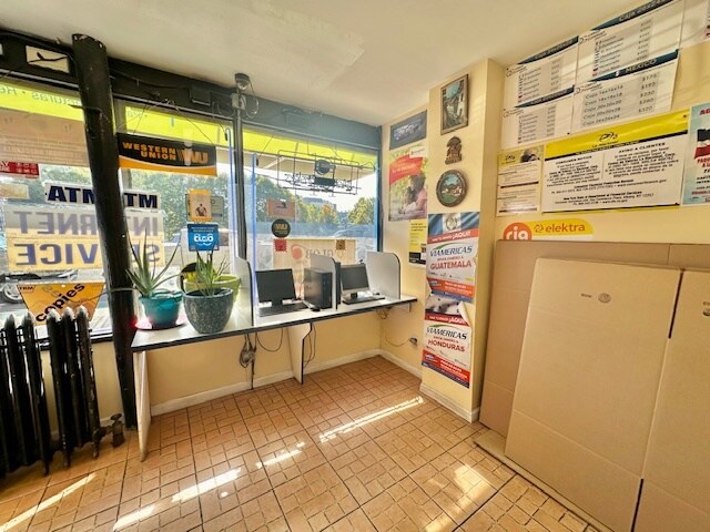 More Photos Of 922 4th Ave, Brooklyn General Retail For Sale