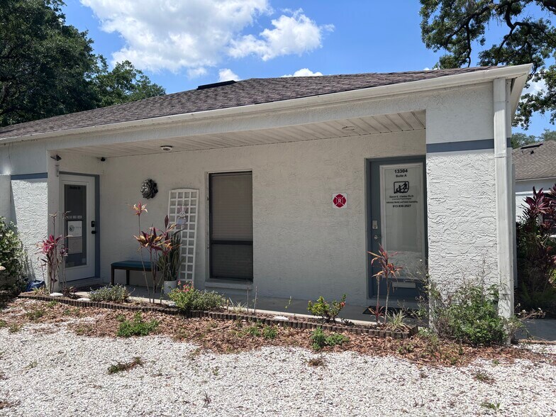 More Photos Of 13304 Winding Oak Ct, Tampa Medical For Lease