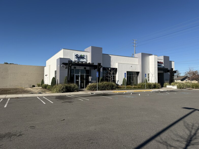 More Photos Of 1532 Standiford, Modesto Office For Lease