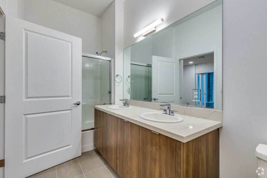 More Photos Of 901 E Fremont St, Las Vegas Coworking Space