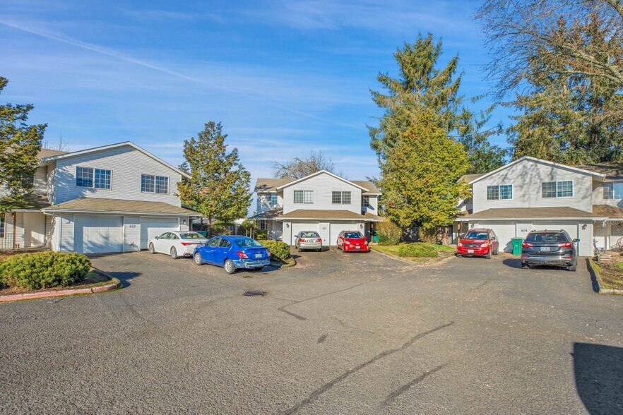 More Photos Of 615-629 Elliott Rd, Newberg Apartments For Sale