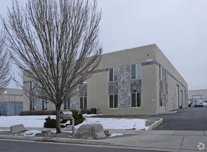 More Photos Of 14687 S 800 W, Bluffdale Light Manufacturing For Lease