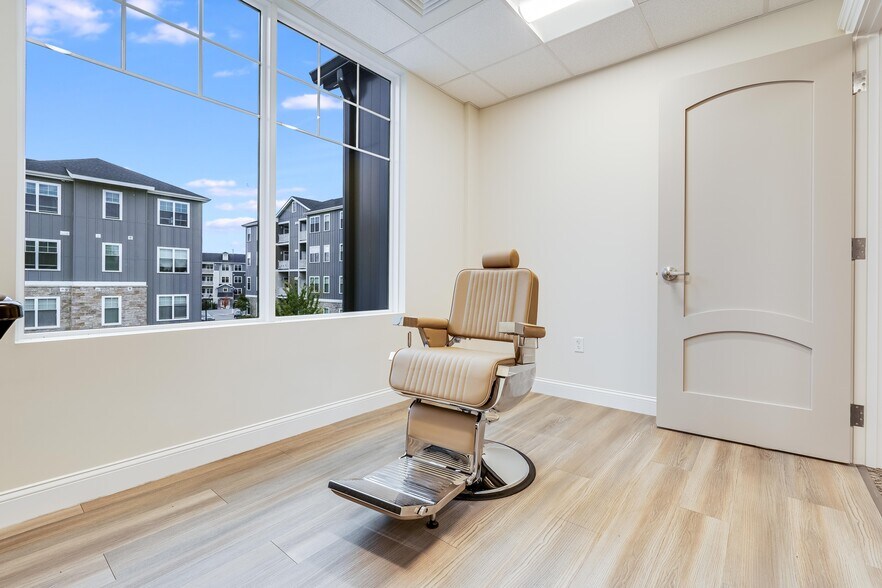 More Photos Of 1274 Osgood St, North Andover Office For Lease