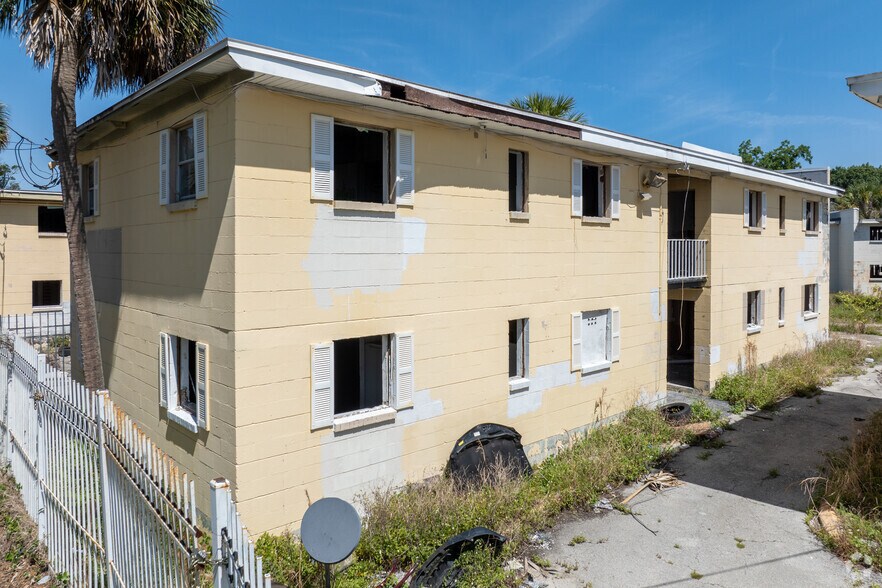 More Photos Of 4646 Moncrief Rd, Jacksonville Apartments For Sale