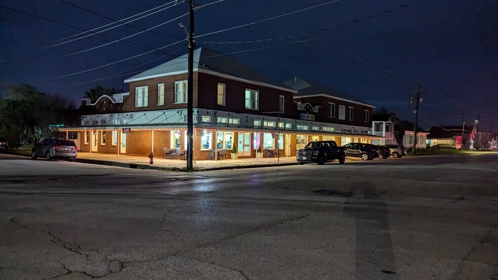 More Photos Of 1502 39th St, Galveston General Retail For Sale