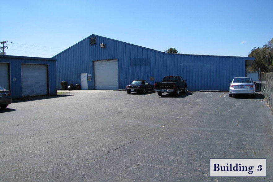 More Photos Of 951 Carl Vinson Pky, Centerville Warehouse For Sale