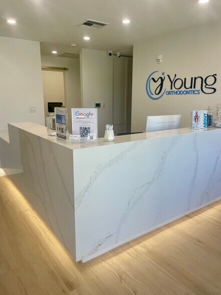 More Photos Of 8475 Lake Worth Rd, Lake Worth Medical For Sale
