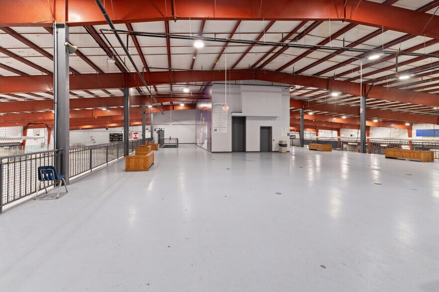More Photos Of 8159 Oliver Rd, Erie Skating Rink For Sale