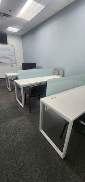 More Photos Of 15255 N 40th St, Phoenix Medical For Sale