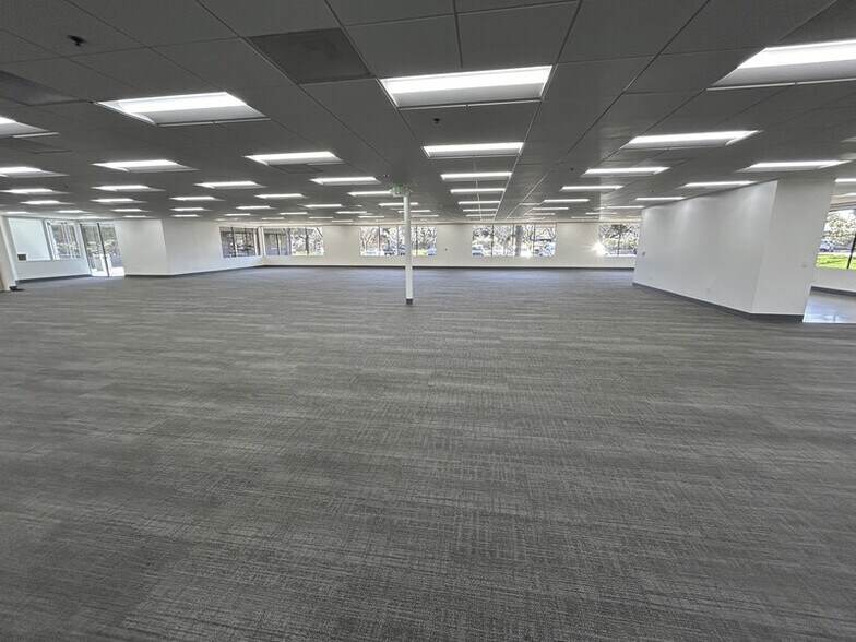 More Photos Of 12930 Saratoga Ave, Saratoga Unknown For Lease