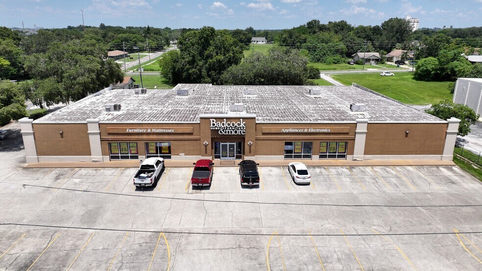 More Photos Of 126 State Road 60 W, Lake Wales Freestanding For Sale
