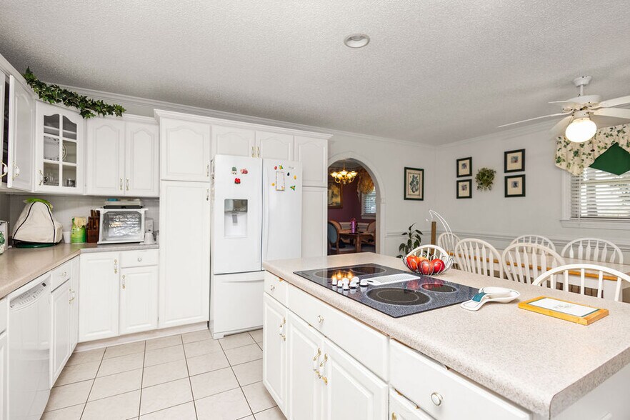 More Photos Of 950 Totten Rd, Gibsonville Freestanding For Sale