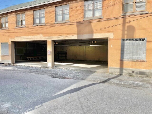More Photos Of 314-316 N Madison St, Allentown Industrial For Lease