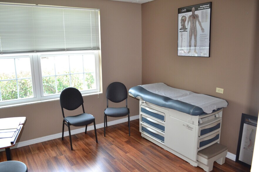 More Photos Of 400 Avenue K SE, Winter Haven Medical For Lease