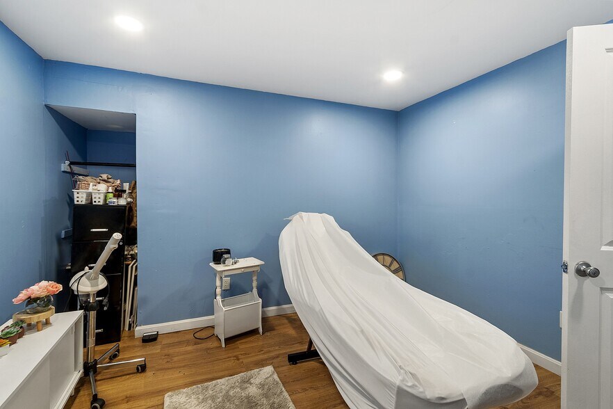 More Photos Of 324-326 Broadway, Lawrence Office Residential For Sale