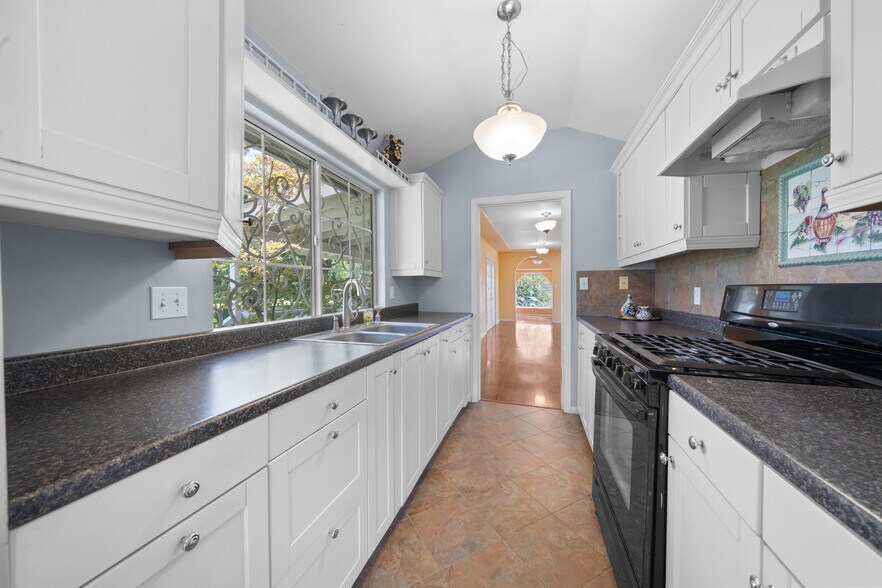 More Photos Of 8241 Koch Rd, Bakersfield Land For Sale