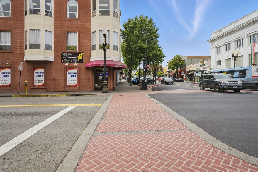 More Photos Of 301 Grand Ave, South San Francisco Office For Lease