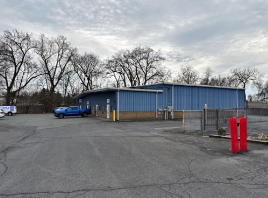 More Photos Of 50 Oliver St, Cohoes Self Storage For Lease