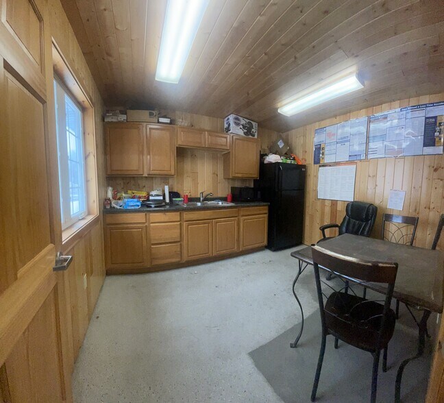 More Photos Of 5165 Linden St, Laona General Retail For Sale