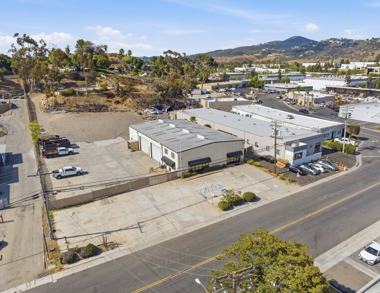 More Photos Of 2213 Meyers Ave, Escondido Warehouse For Sale