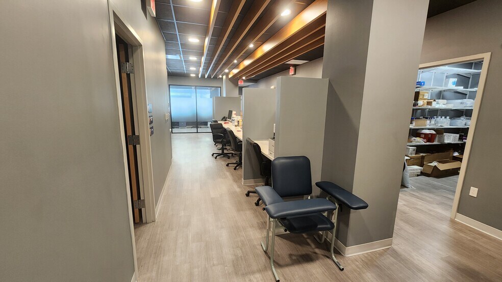 More Photos Of 112-116 N Dixie Hwy, West Palm Beach Medical For Sale