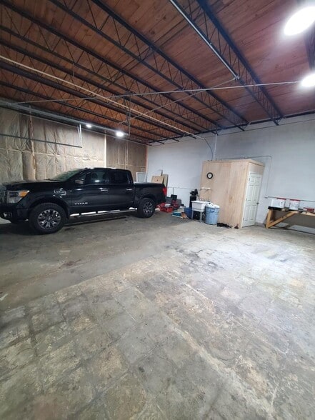 More Photos Of 112 S Parler Ave, Saint George Auto Repair For Sale