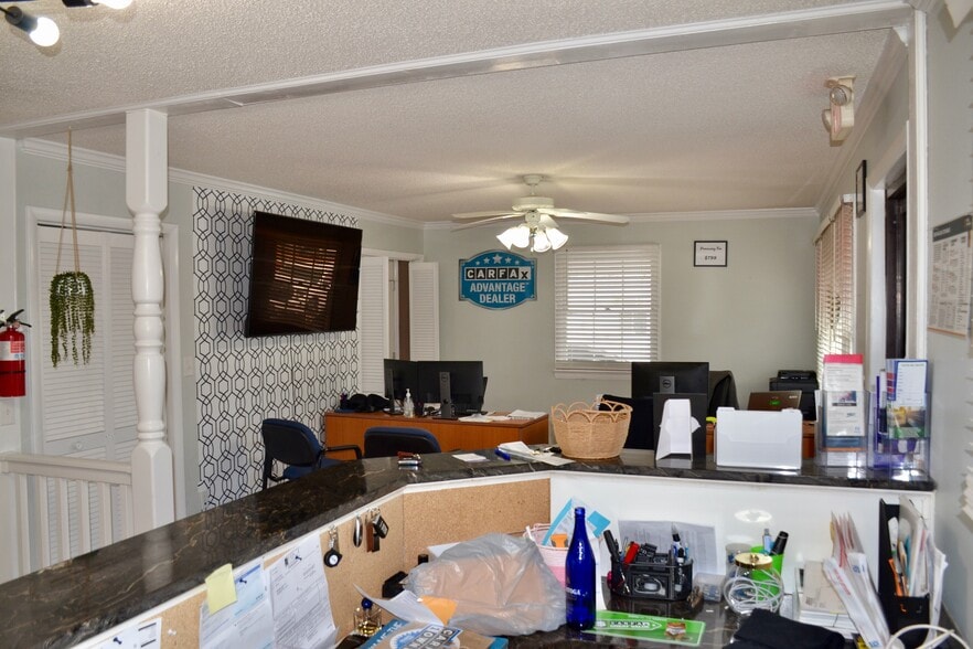 More Photos Of 4615 Ewell Rd, Fredericksburg Office For Sale