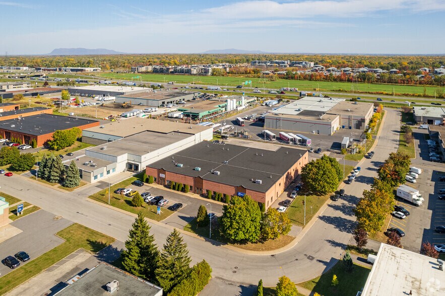 More Photos Of 3405-3417 St 1st, Longueuil Warehouse For Lease